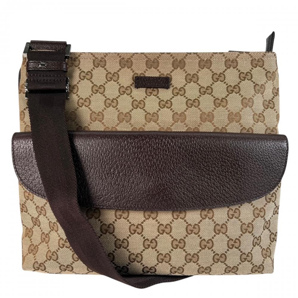 GUCCI グッチ ショルダーバッグ メッセンジャーバッグ 斜め掛け 256100 GGキャンバス  レザー   ブラウン 茶 シルバー金具 メンズ 美品【中古品】