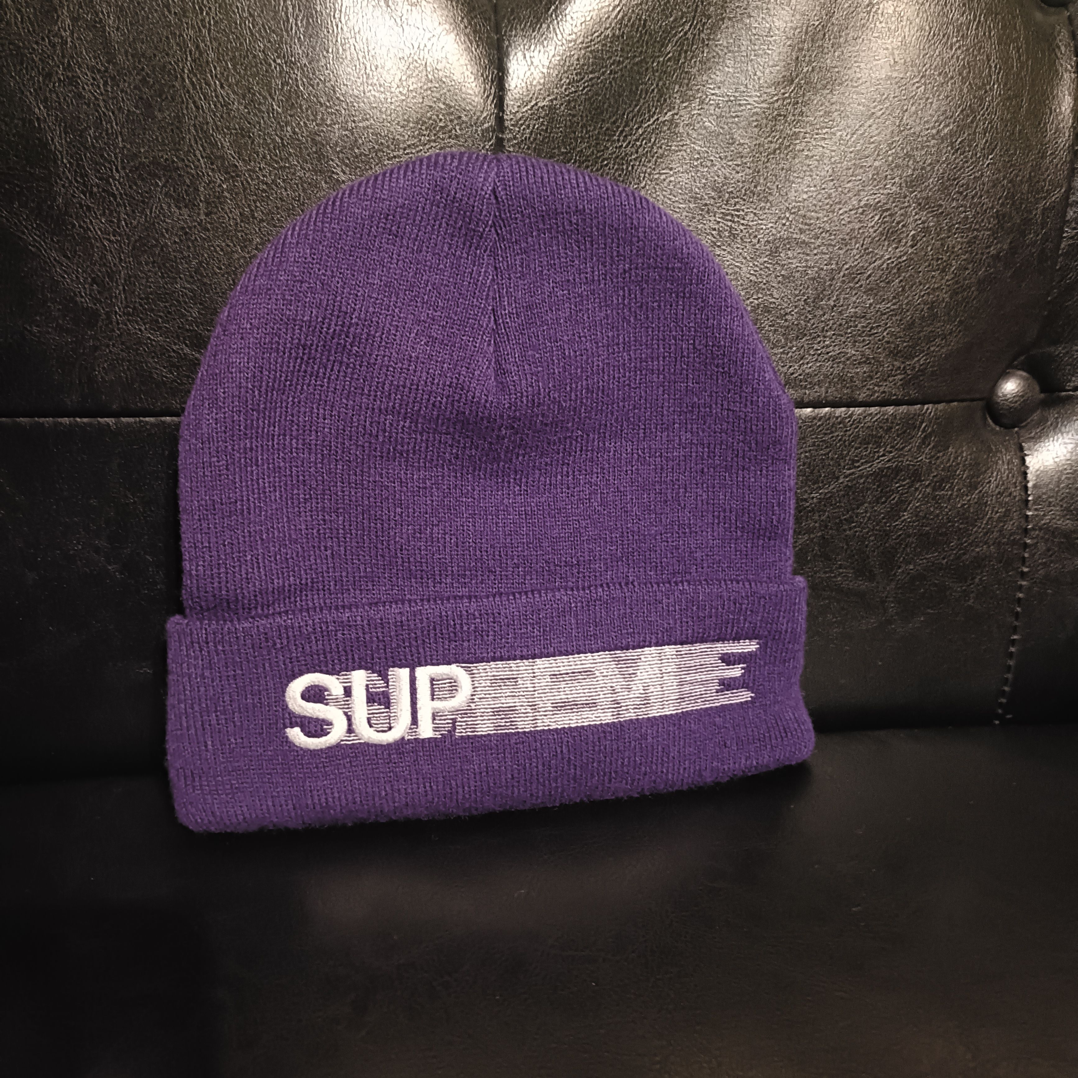 Supreme Motion Logo Beanie "Purple" (20SS)