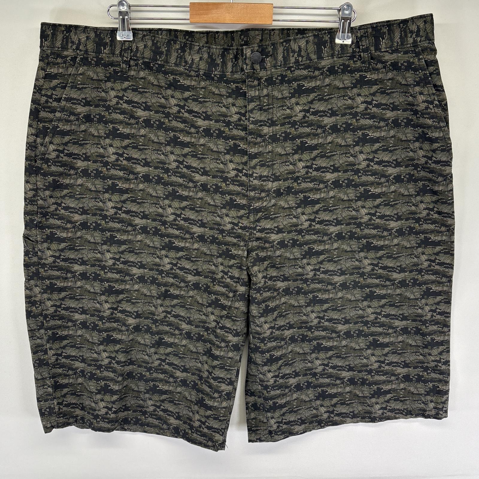 古着 ディッキーズ Dickies ショートパンツ カモフラ柄 ハーフパンツ ショーツ ボタニカル カーゴ ワンポイントロゴ w44 ブラック メンズ