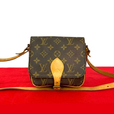 LOUIS VUITTON ルイヴィトン カルトシエール モノグラム PVC レザー ショルダーバッグ ブラウン
09998