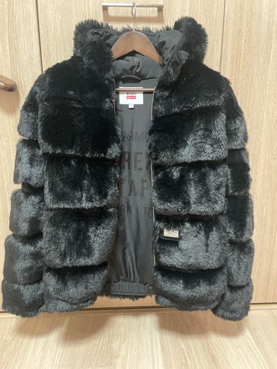 Supreme / WTAPS Faux Fur Hooded Jacket "Black"