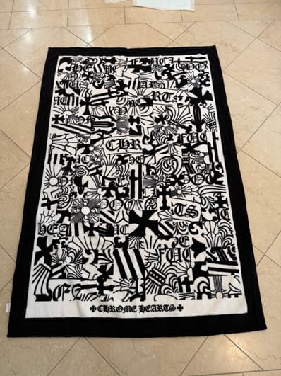 クロムハーツ 大判 ビーチタオル ブランケット 新品 総柄 正規直営店購入