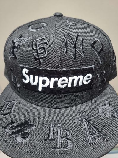 Supreme / MLB New Era® "Black"
