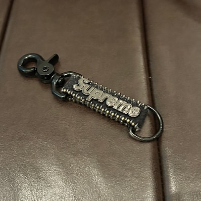 Supreme x b.b. Simon Denim Keychain Supreme x b.b. Simon Denim Keychain