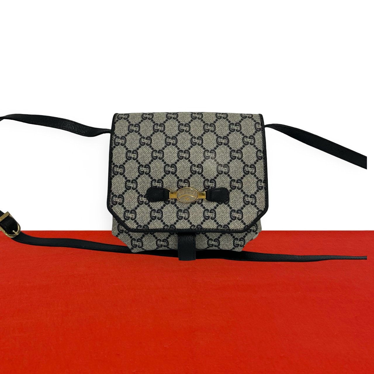 GUCCI グッチ グッチプラス ロゴ 金具 レザー PVC ショルダーバッグ ネイビー
 258-5