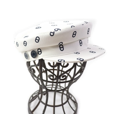 未使用品 エルメス
キャスケット ヴォーバン ホワイト ネイビー レディース 56