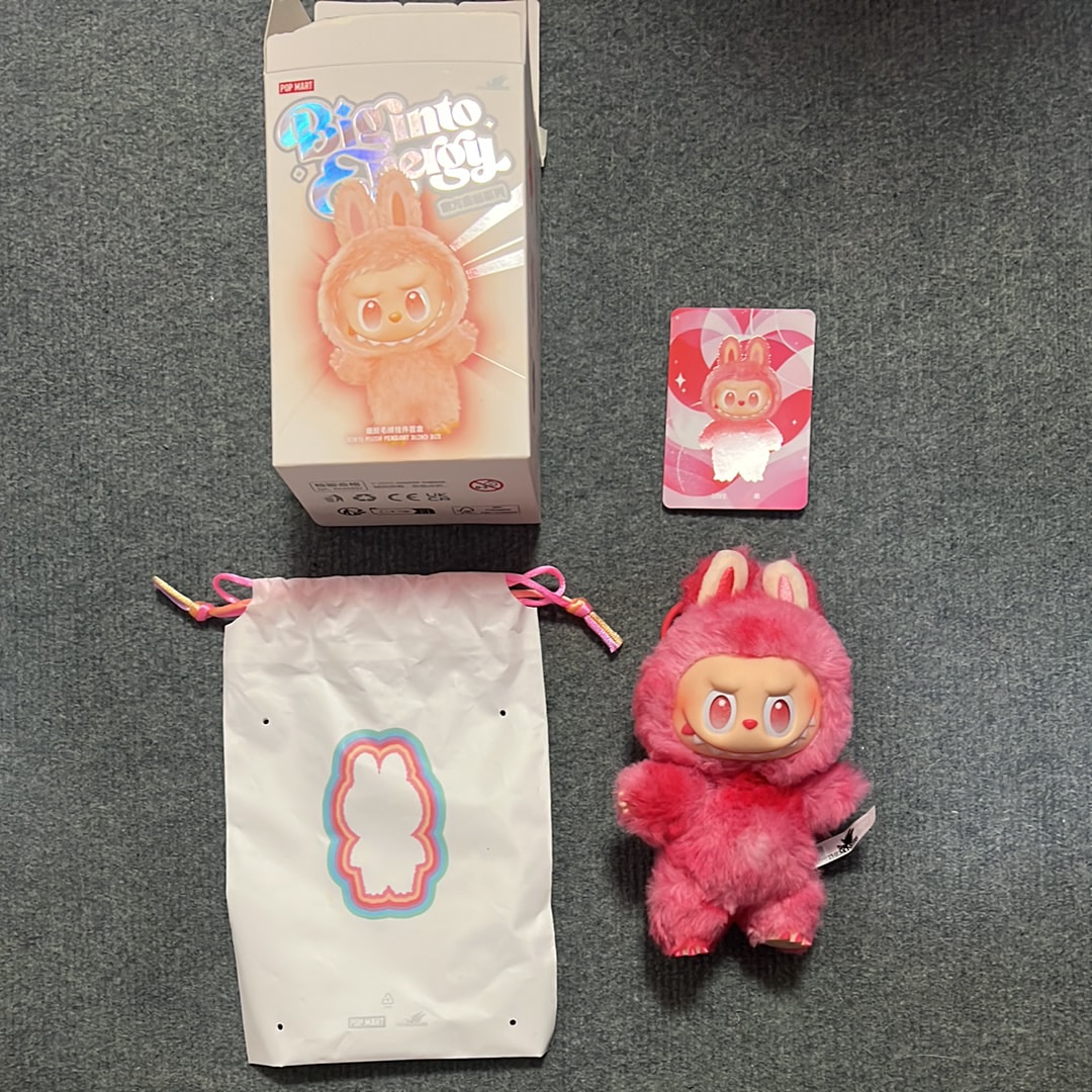 POP MART THE MONSTERS (LABUBU) Big into Energy Series Plush Pendant LOVE