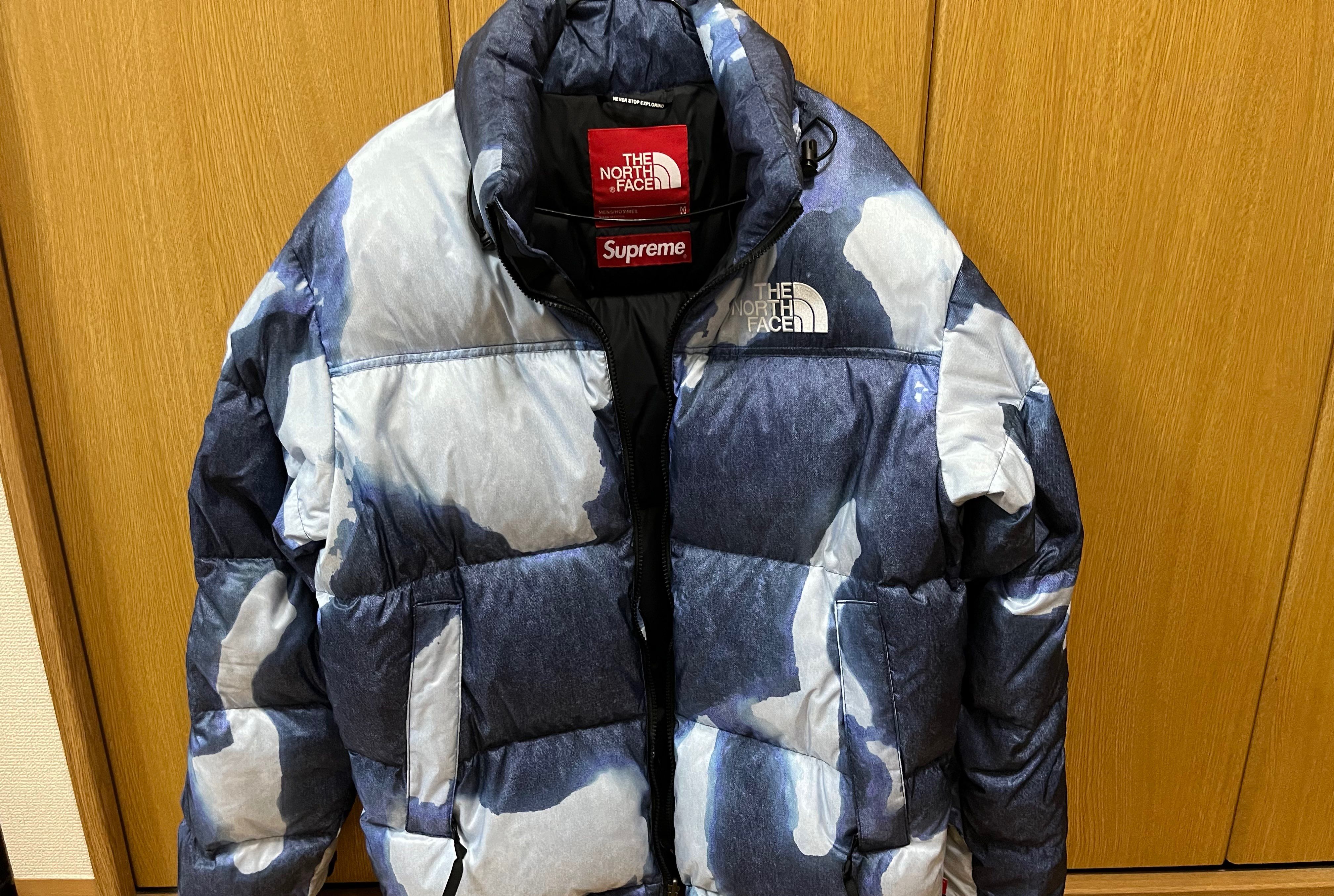 Supreme x The North Face Bleached Denim Print Nuptse Jacket "Indigo"