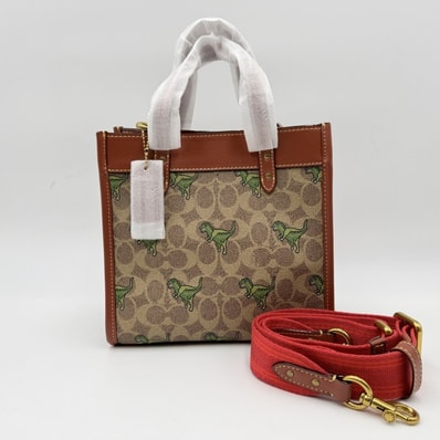 COACH(コーチ)フィールド トート 22 シグネチャー レキシー トートバッグ 2WAY ブラウン系 レディース C0683