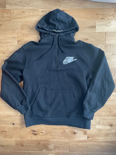 Supreme / Nike® Half Zip Hooded Sweatshirt "Black"