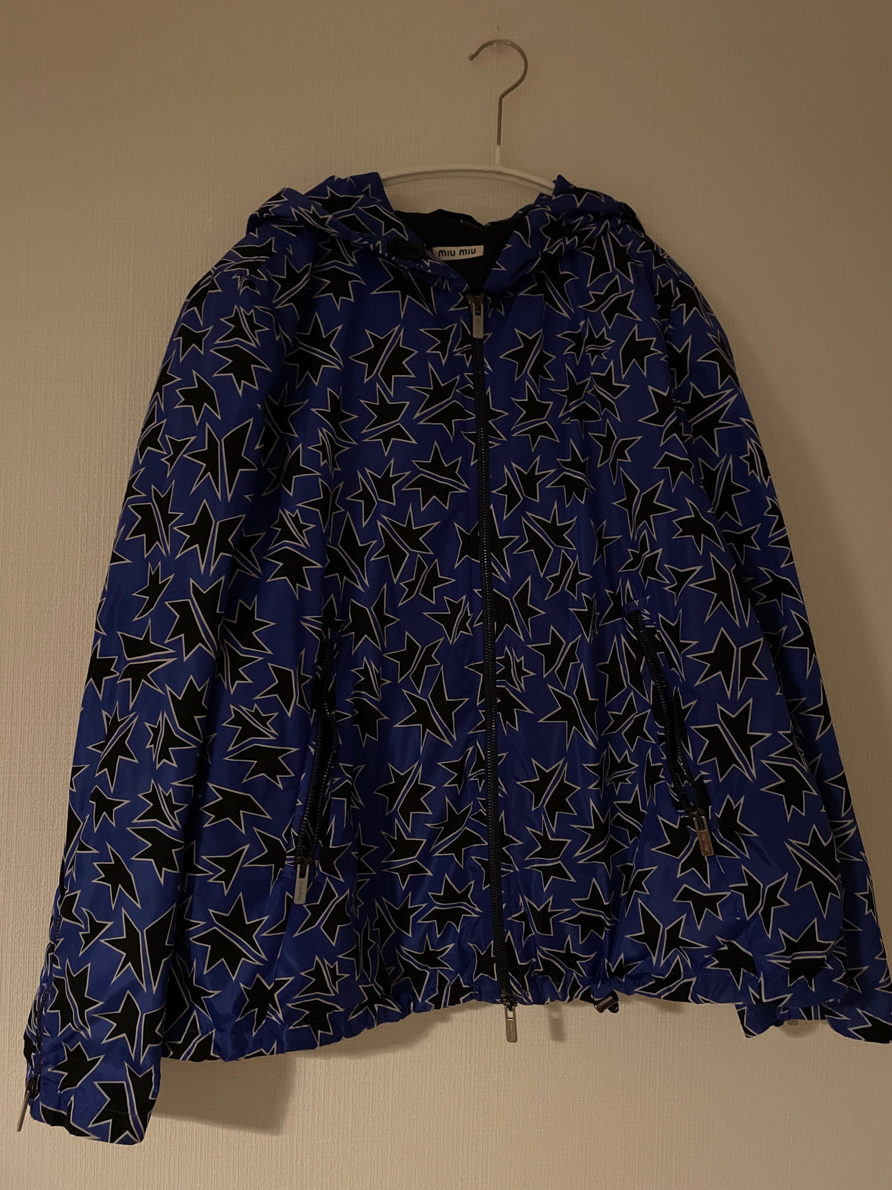 ミュウミュウ ウインドブレーカー