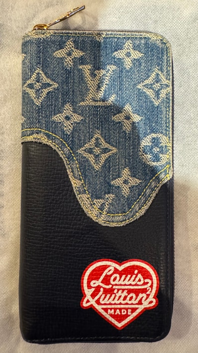 Louis Vuitton x NIGO ZIPPY VERTICAL WALLET JAPAN ONLY "Blue"