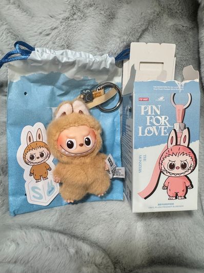 POP MART THE MONSTERS (LABUBU) Pin for Love Series-Vinyl Plush Pendant (N-Z) S