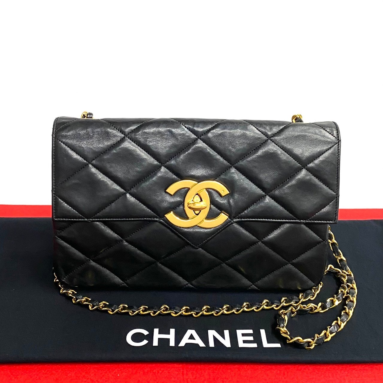 CHANEL シャネル マトラッセ ココマーク ラムスキン ショルダーバッグ ブラック
 c19-5