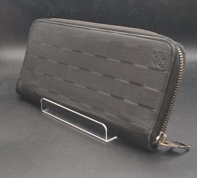 Louis Vuitton Zippy Wallet Vertical Damier Infini
