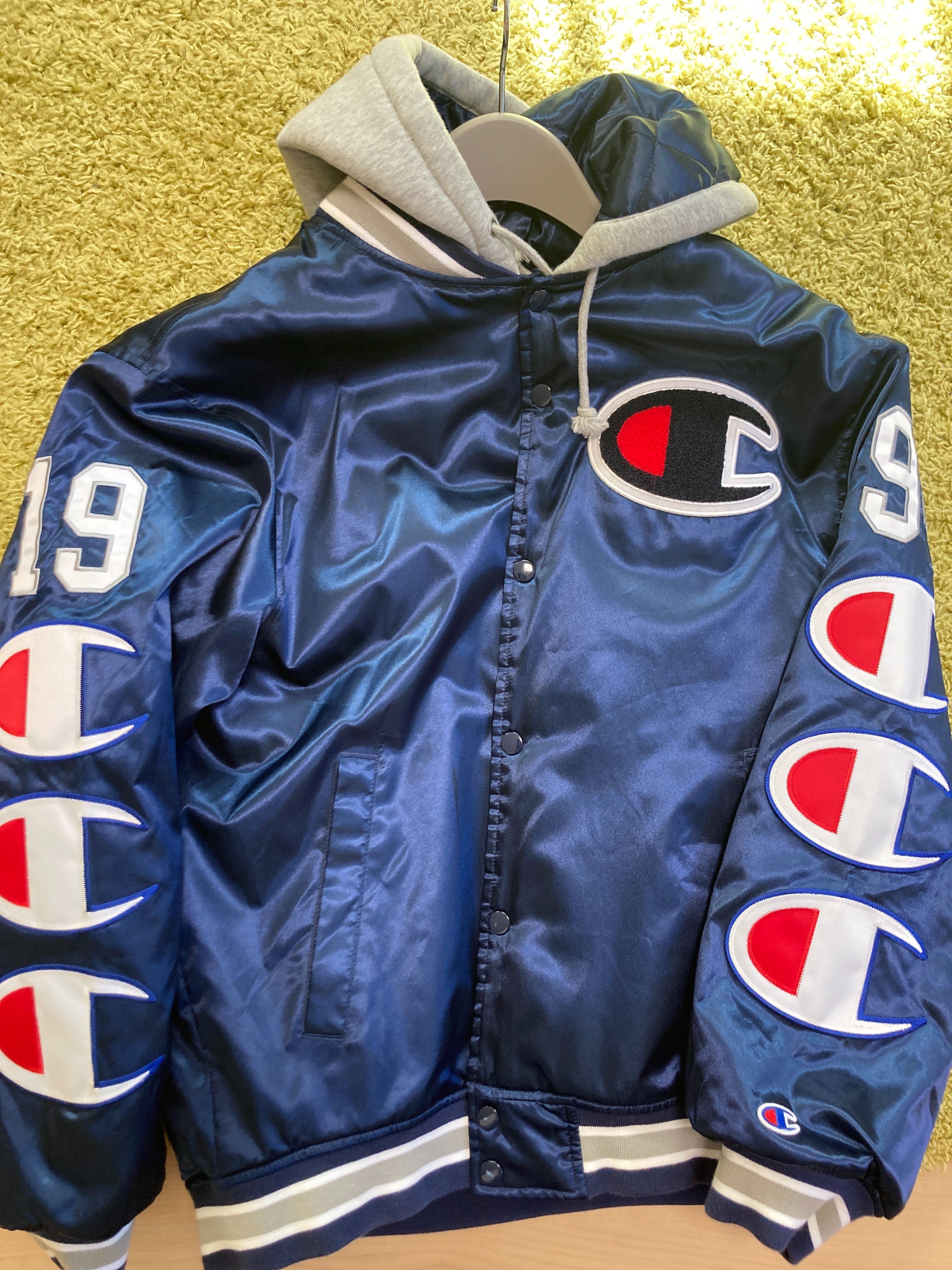 Supreme / Champion® Hooded Satin Varsity Jacket "navy"