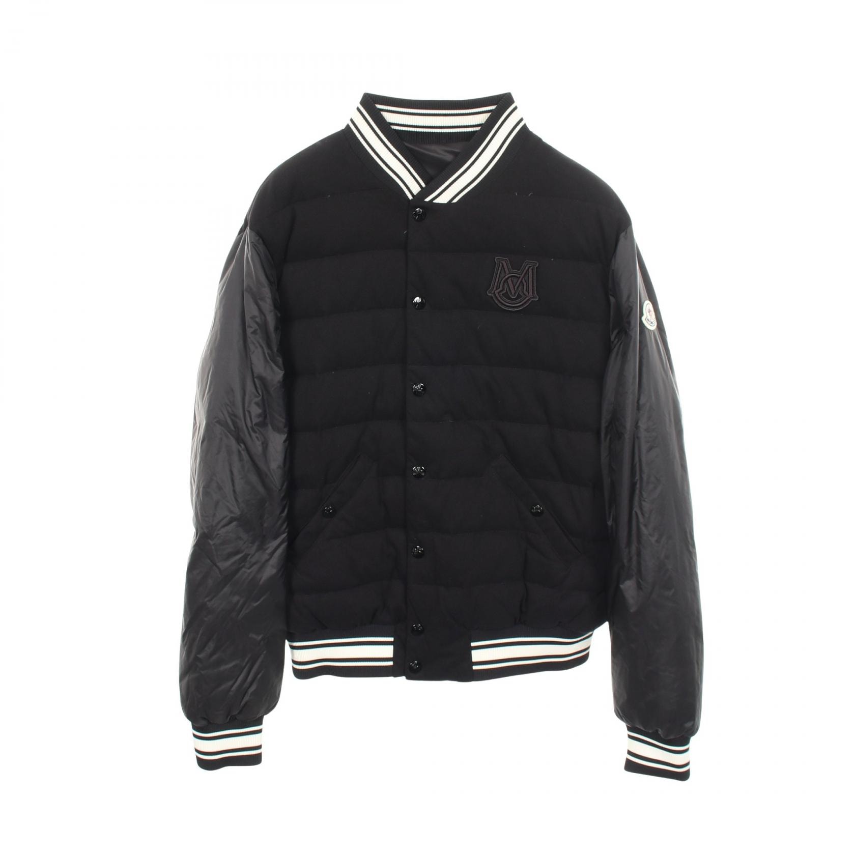 モンクレール MONCLER BOUCHET GIUBBOTTO リバーシブル ダウンジャケット 衣料品 アウター ナイロン コットン メンズ ブラック系 K10911A00040 【中古】