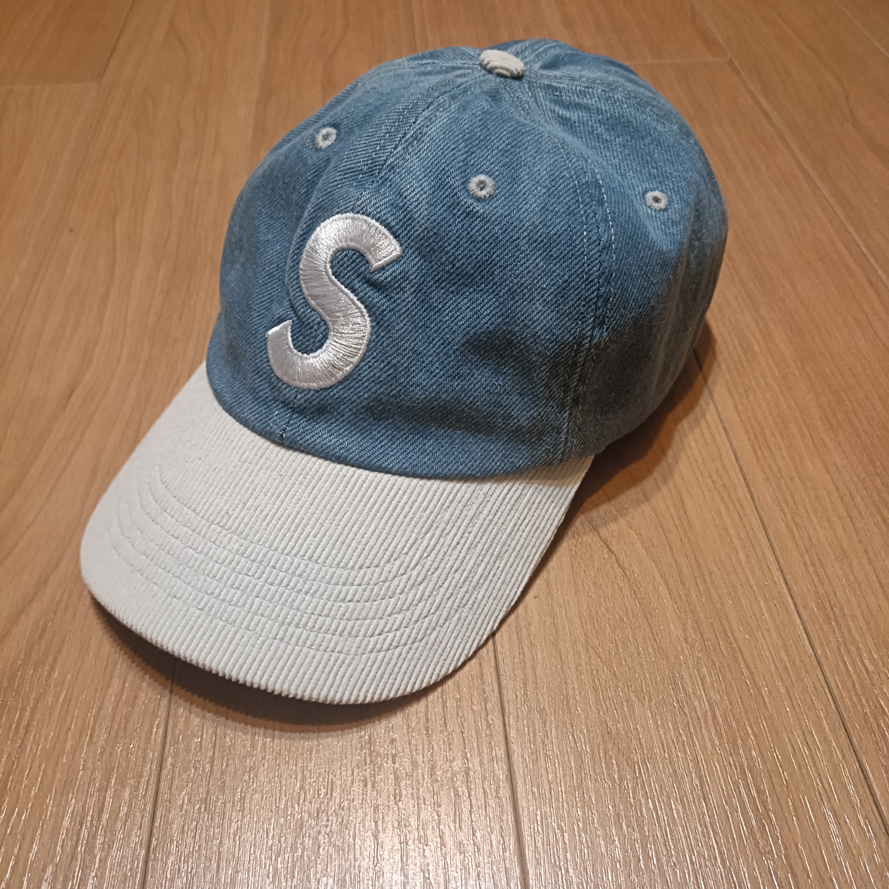 Supreme 2-Tone S Logo 6-Panel "Washed Denim"
