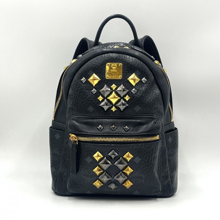 MCM(エムシーエム)ヴィセトス スタッズ バックパック リュック ブラック レザー ゴールド金具 MMK5SVE13BK001【中古】