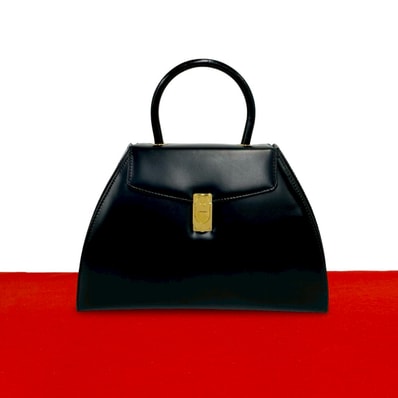 LOEWE ロエベ アナグラム ロゴ 金具 レザー ハンドバッグ ブラック
63974