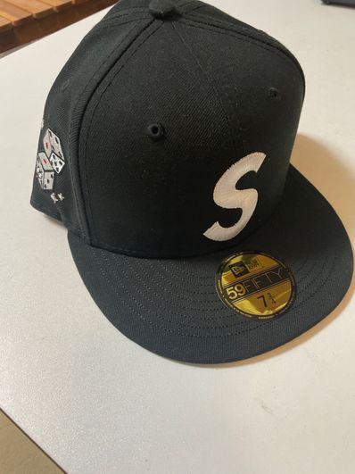 Supreme Characters S Logo New Era "Black"
