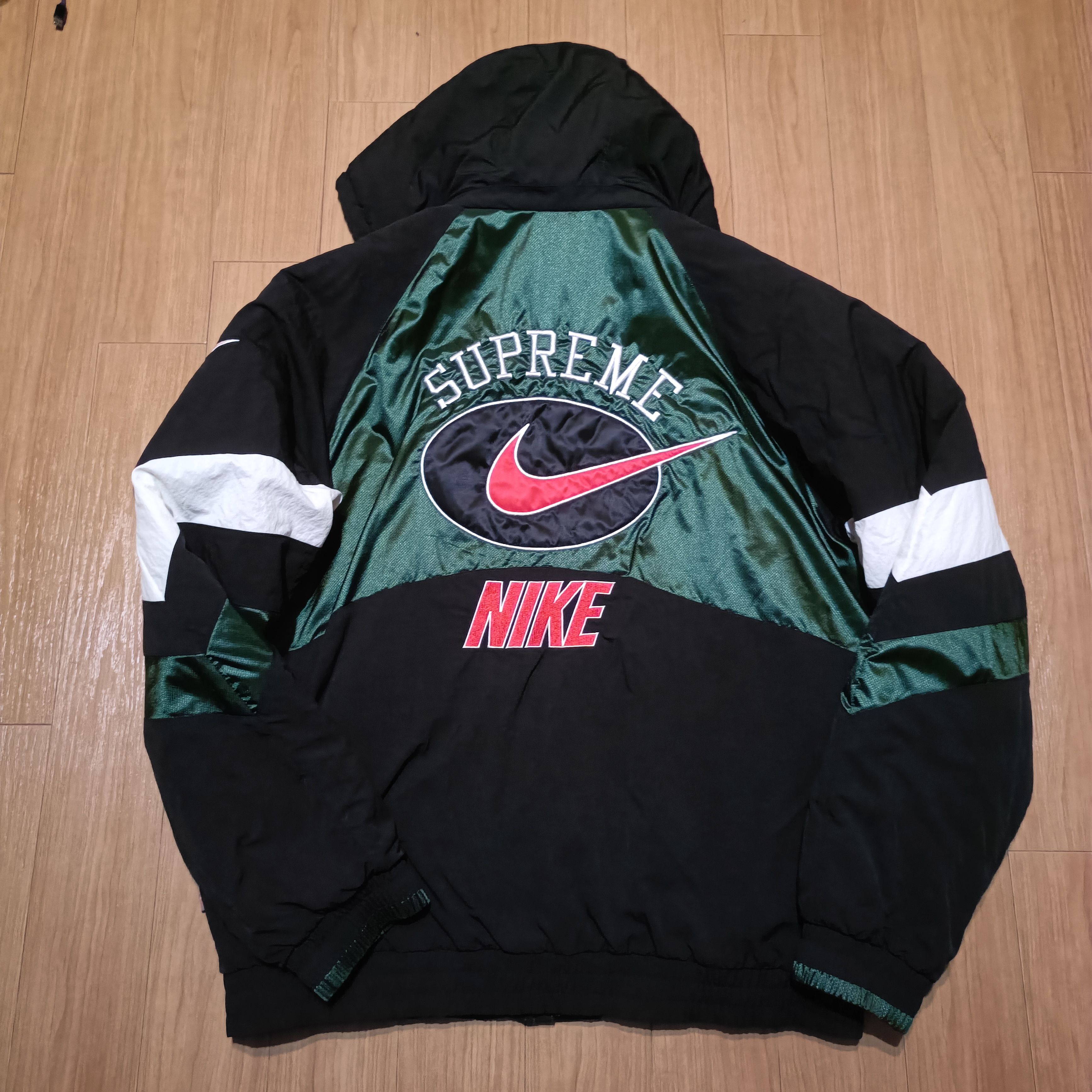 Supreme / Nike Hooded Sport Jacket "Green"
