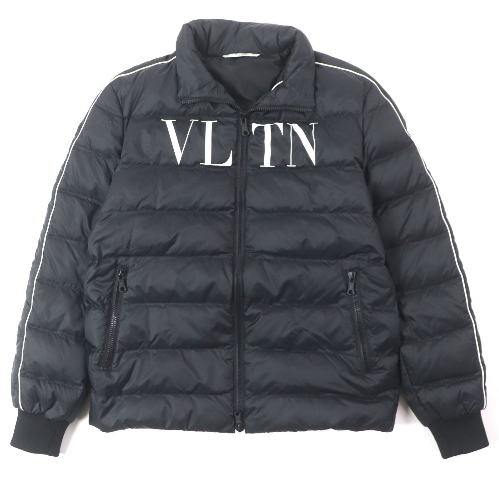 ヴァレンティノ
 ダウンジャケット VLTN ブラック メンズ 48