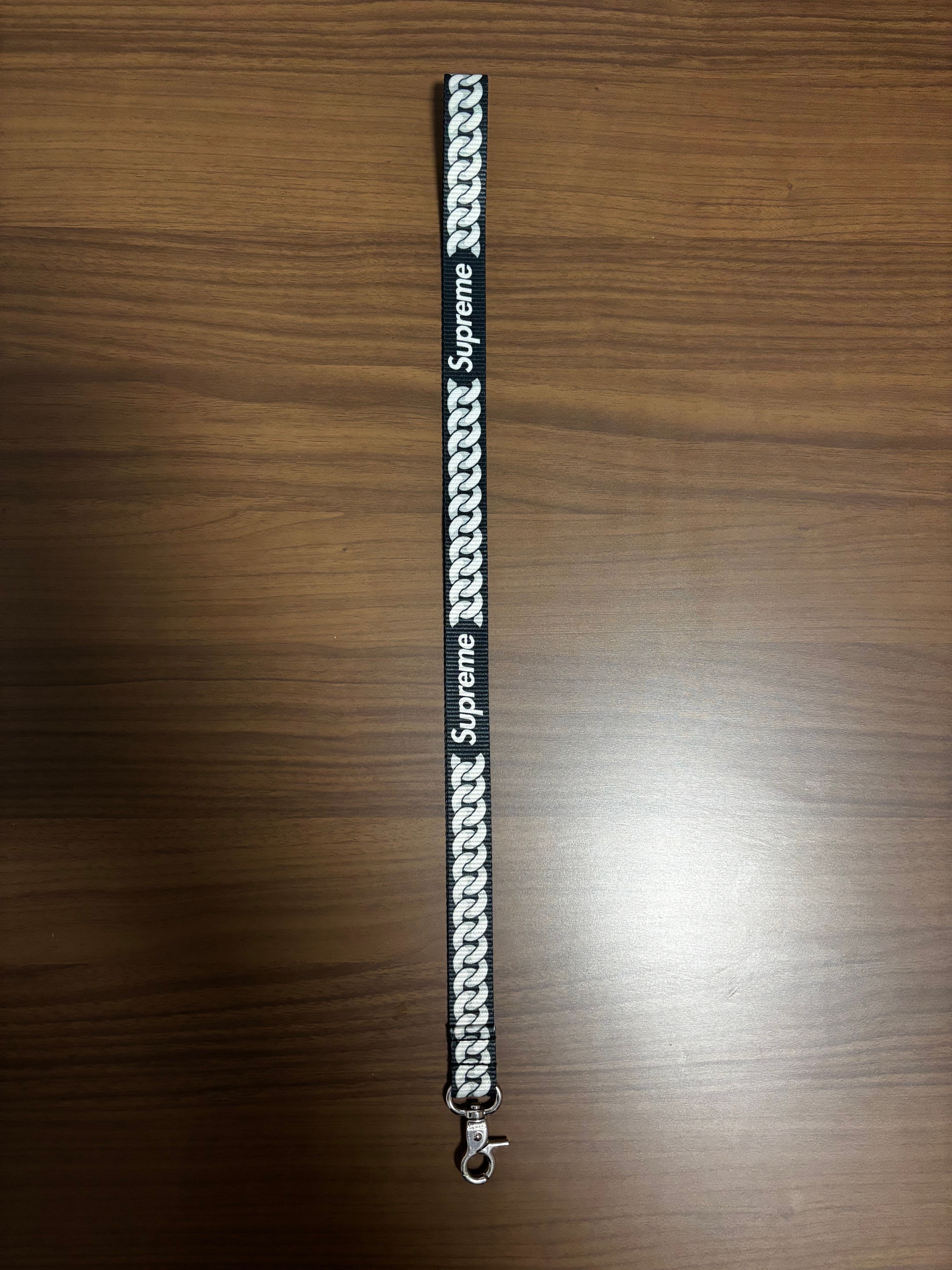 Supreme Cuban Links Lanyard 