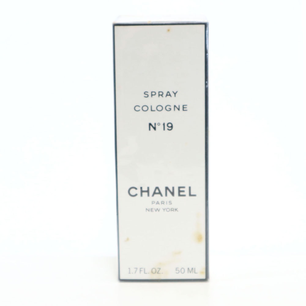 CHANEL シャネル N19 スプレーコロン 香水 フレグランス