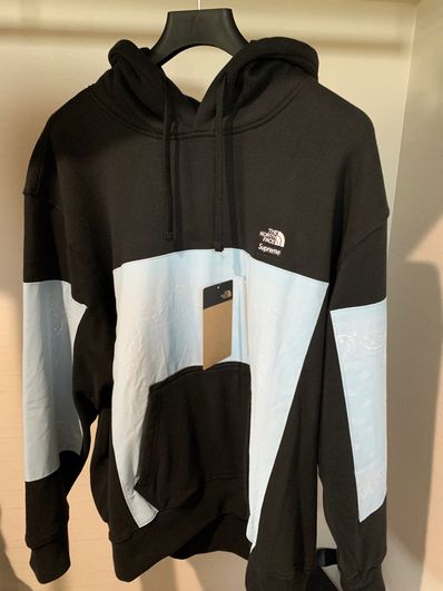Supreme x The North Face Bandana Hooded Sweatshirt "Black"