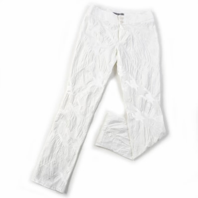 極美品 イッセイミヤケ
パンツ ホワイト レディース 1 IM31FF505