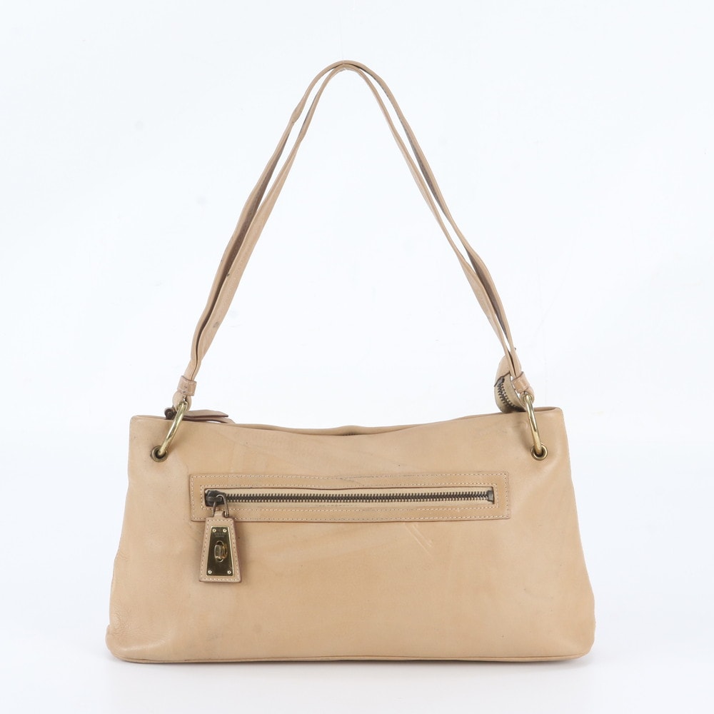 ■美品 グッチ90699 ショルダーバッグ レザー