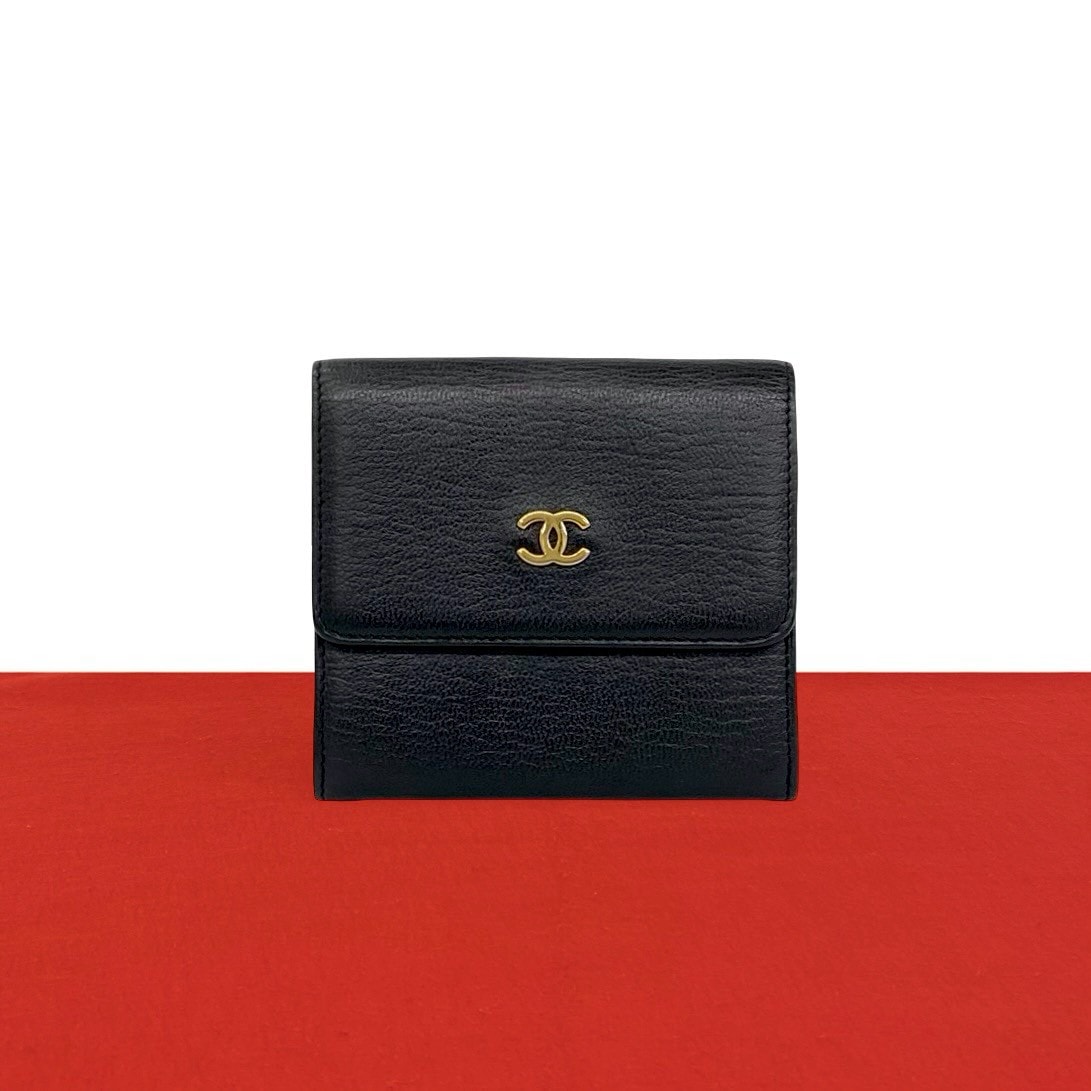 CHANEL シャネル ココマーク レザー 三つ折り財布 ブラック
20968