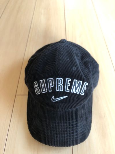 Supreme / Nike Arc Corduroy 6-Panel "Black"