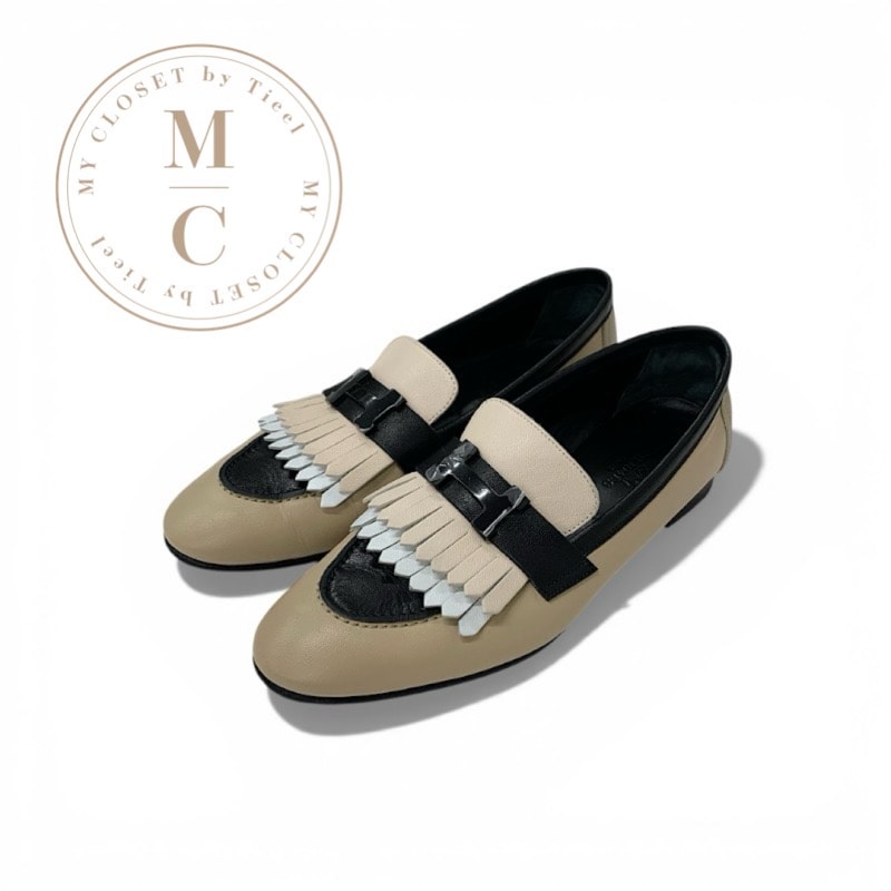 エルメス HERMES ロワイヤル ローファー 革靴 靴 シューズ レザー ベージュ ブラック ホワイト H金具 コンスタンス フリンジ モカシン フラットシューズ