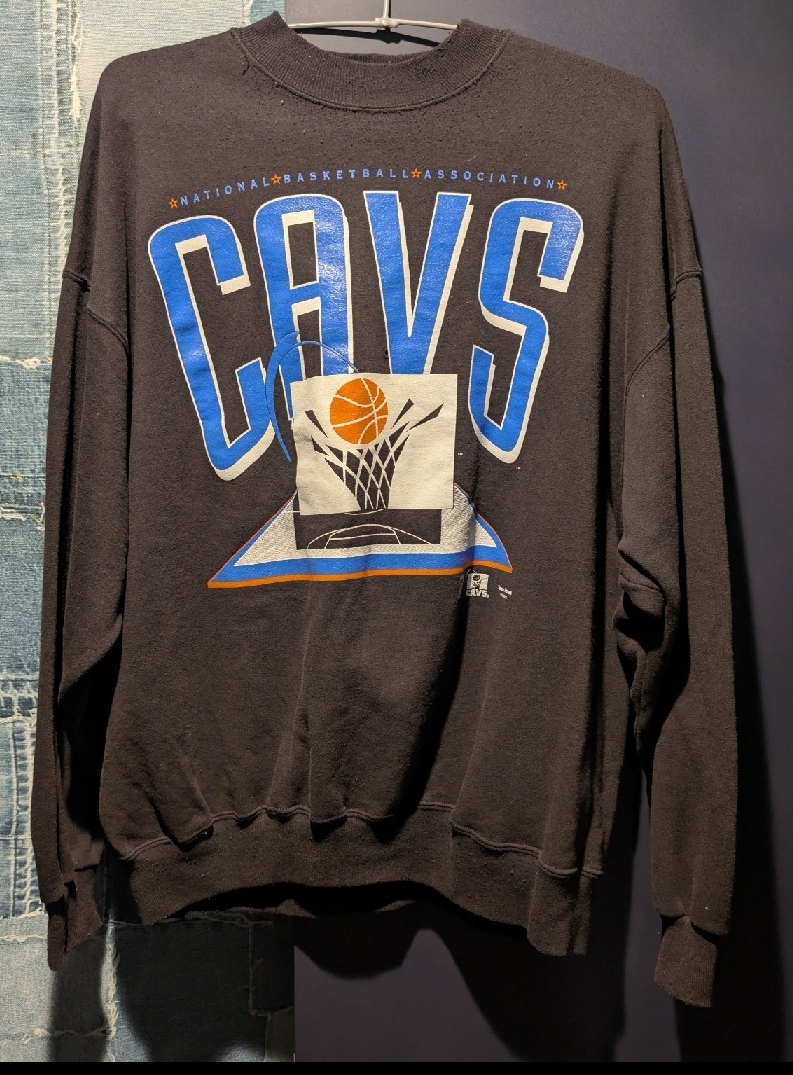 ClevelandCavaliers/クリーブランドキャバリアーズ/CAVS/キャブス/NBA /バスケ/LeBron/レブロン/KyrieIrving/カイリーアービング/スウェット/トレーナー/クルーネック/VINTAGE/ヴィンテージ/ビンテージ/旧ロゴ