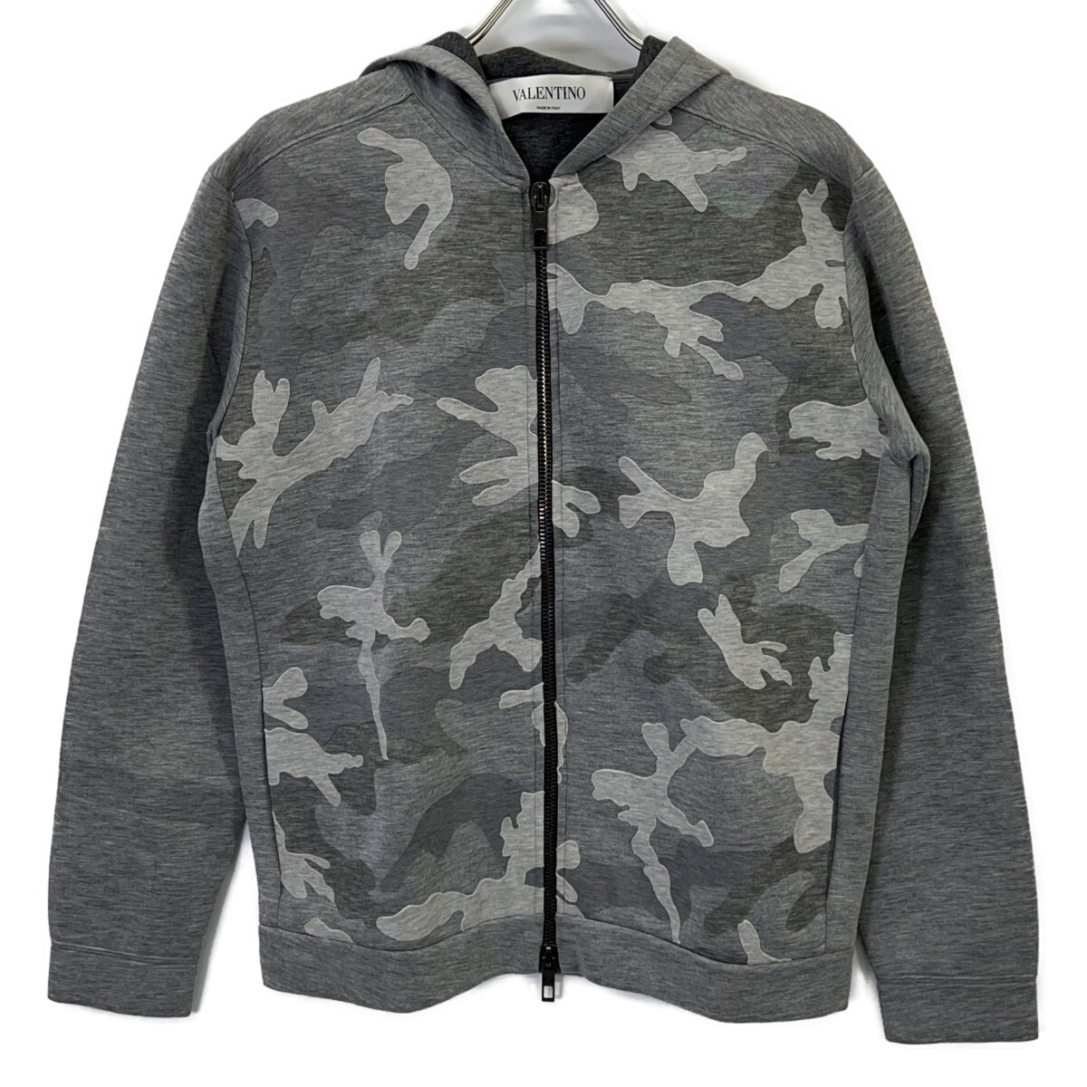 ヴァレンティノ HVANC337-VN2139V ｸﾞﾚｰ ｶﾓﾌﾗ ｼﾞｯﾌﾟｱｯﾌﾟﾌｰﾃﾞｨ-