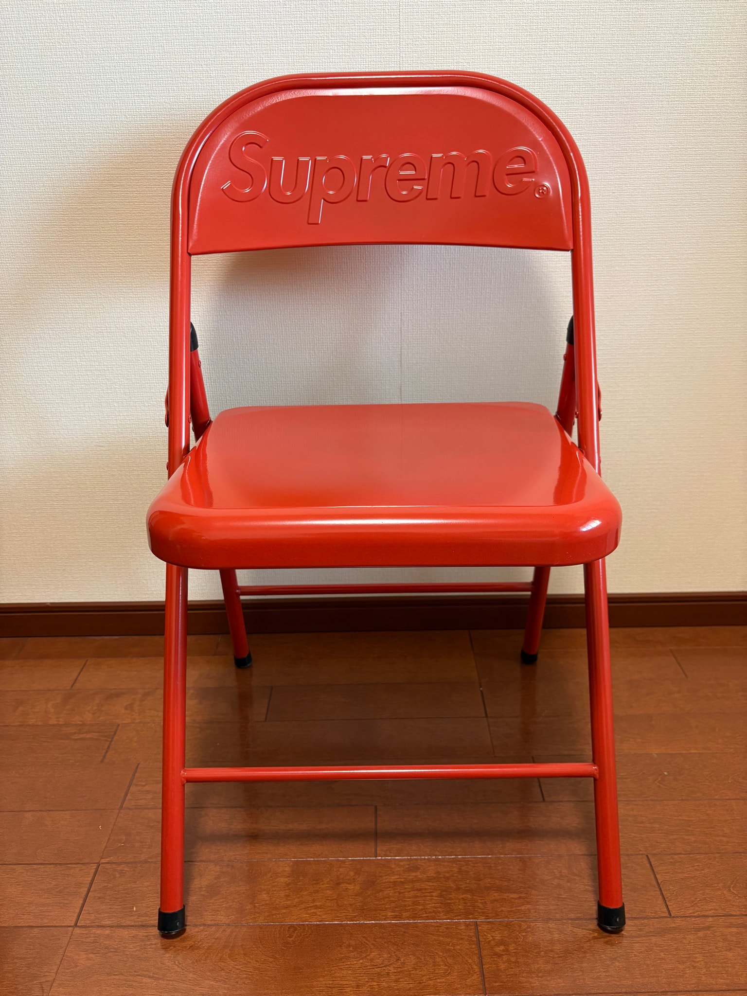 Supreme Metal Folding Chair "Red"