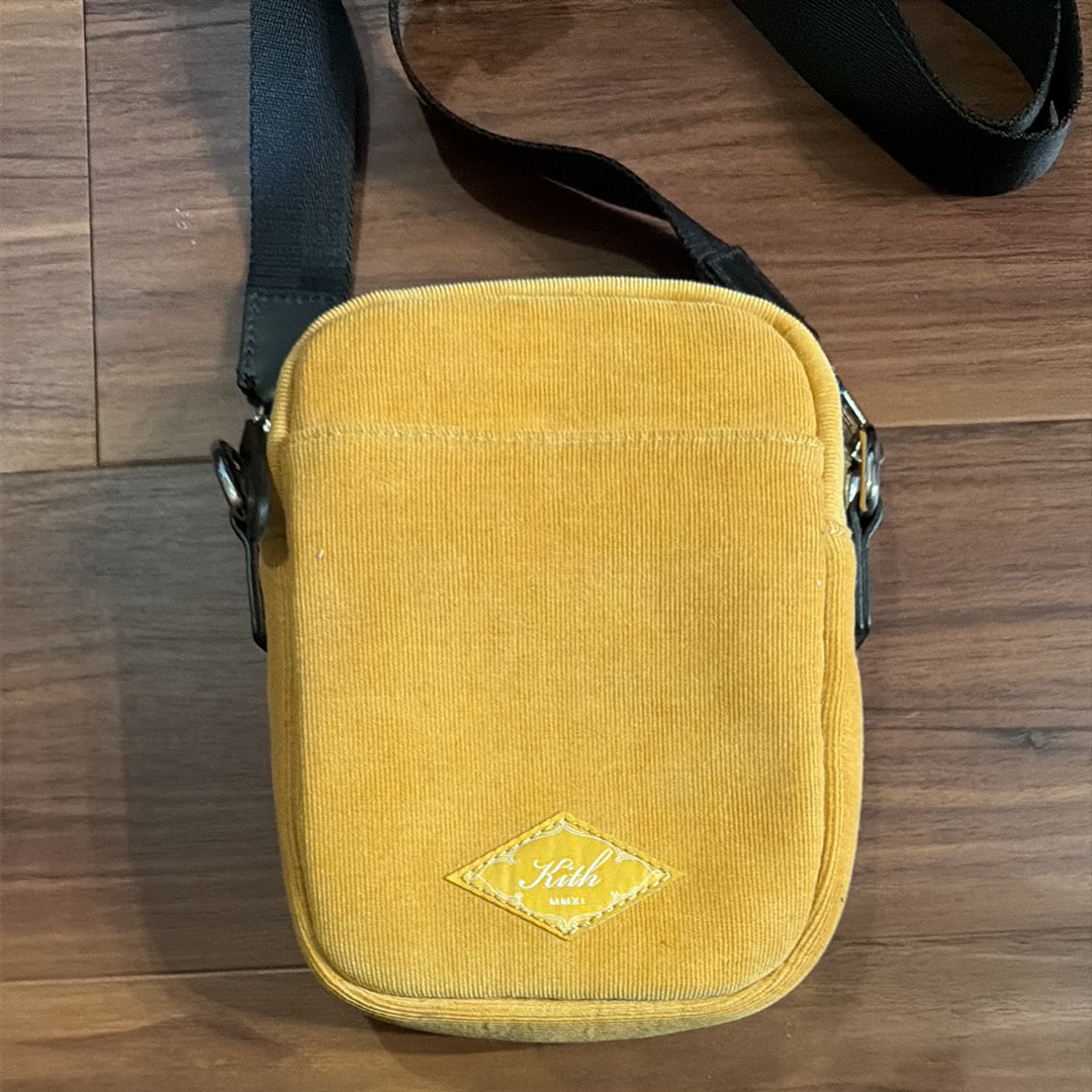 Kith Summer Cord Alcott Pouch "Honey Bee"