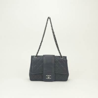 シャネル CHANEL マトラッセ バッグ ショルダーバッグ ラムスキン ネイビー Navy 紺 シルバー金具 ダブルチェーン Sフラップ ココマーク