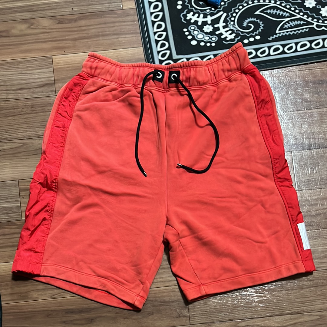 Air Jordan x Union NRG Vault AJ Flight Shorts "Red"