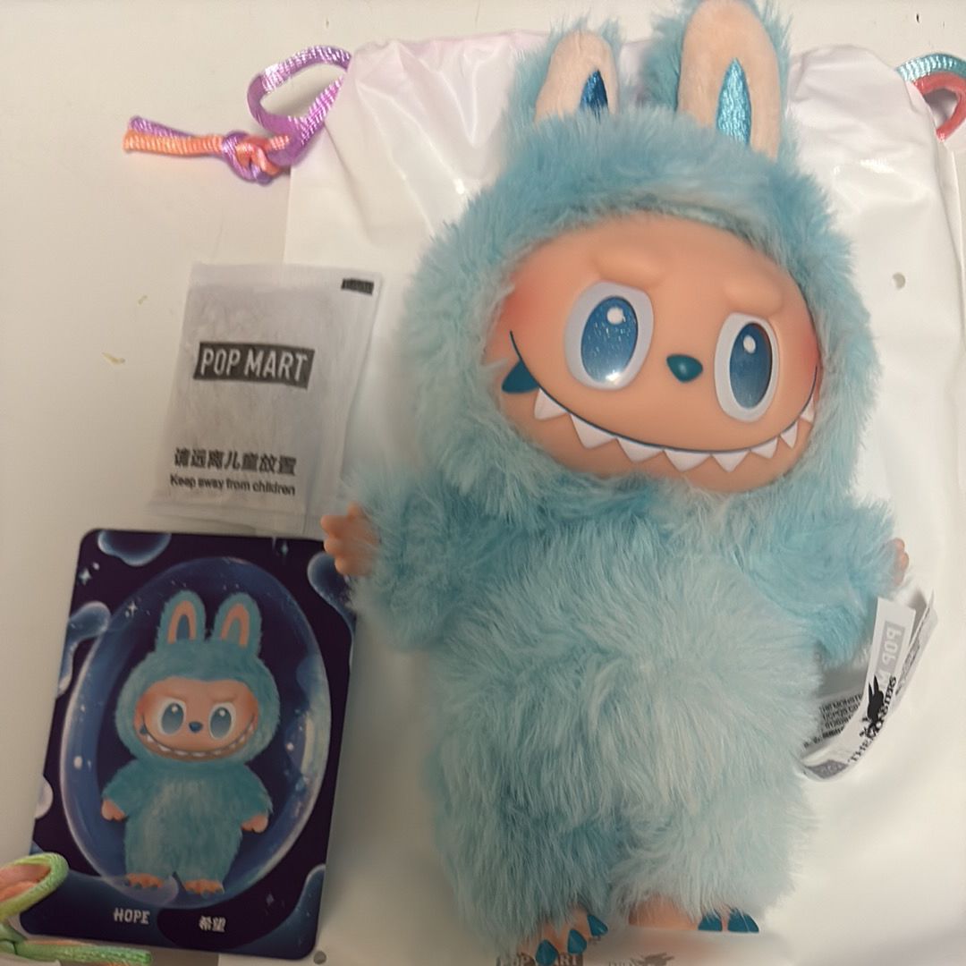 POP MART THE MONSTERS (LABUBU) Big into Energy Series Plush Pendant HOPE