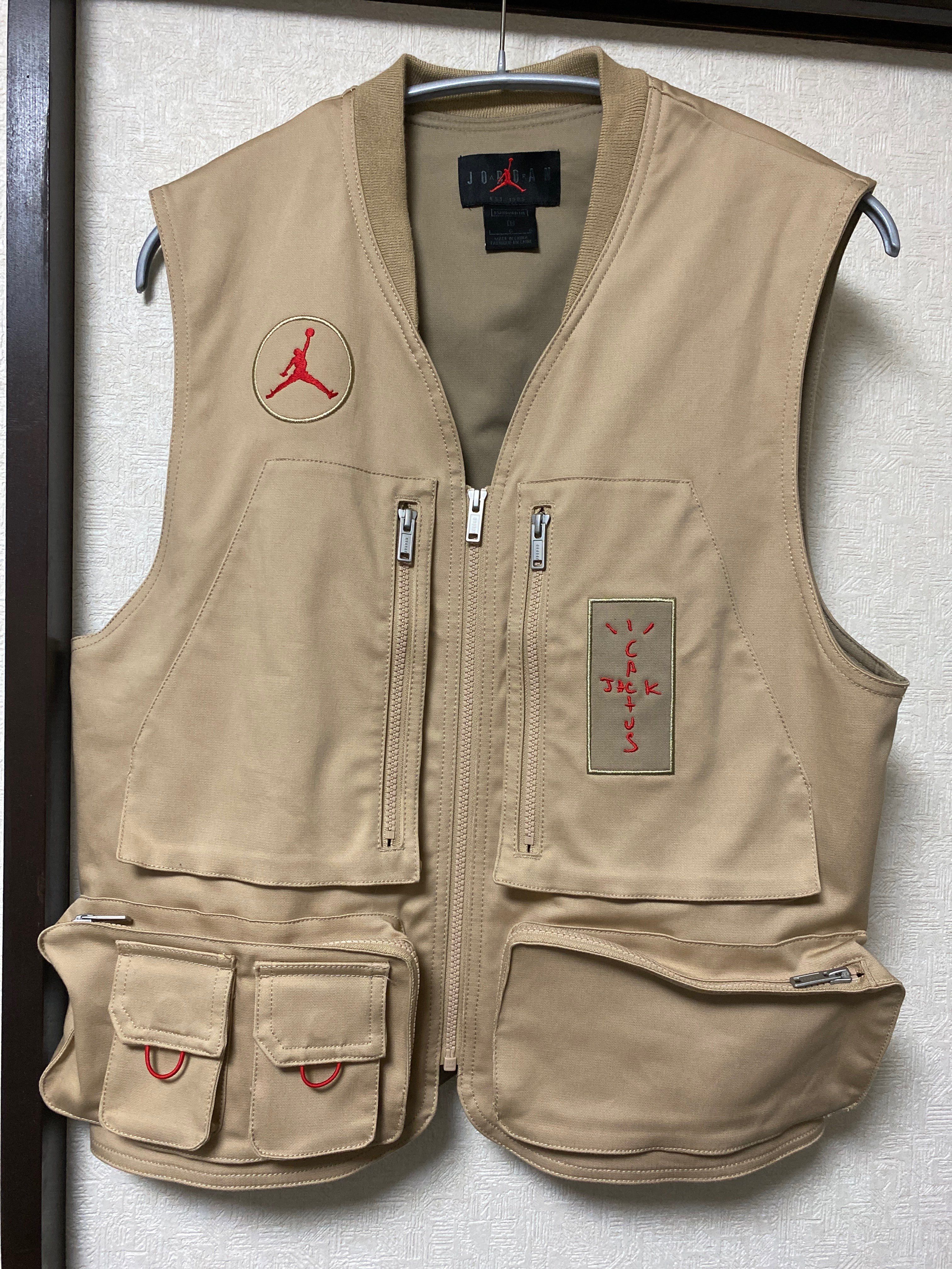 Air Jordan x Travis Cactus Jack Utility Vest "Khaki Desert"