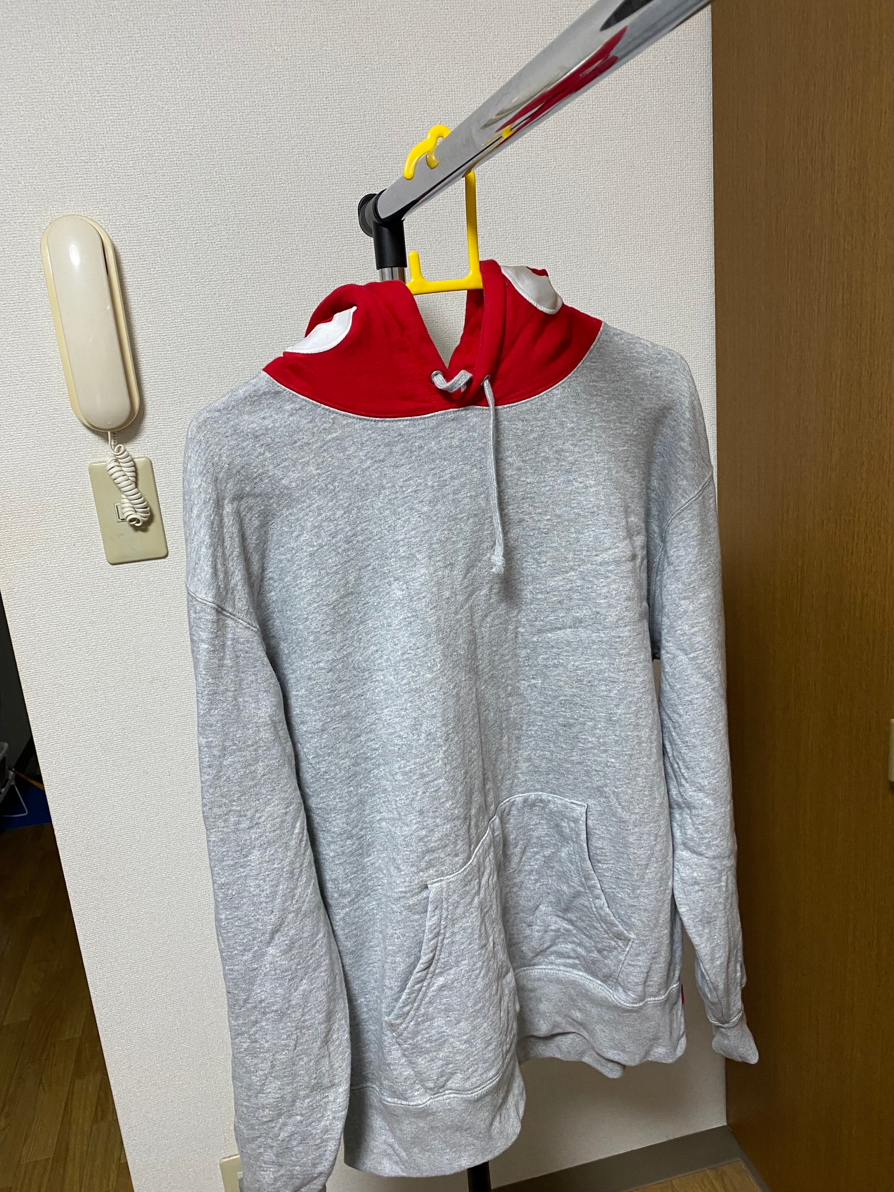 Supreme Contrast Hooded Sweatshirt "Grey"