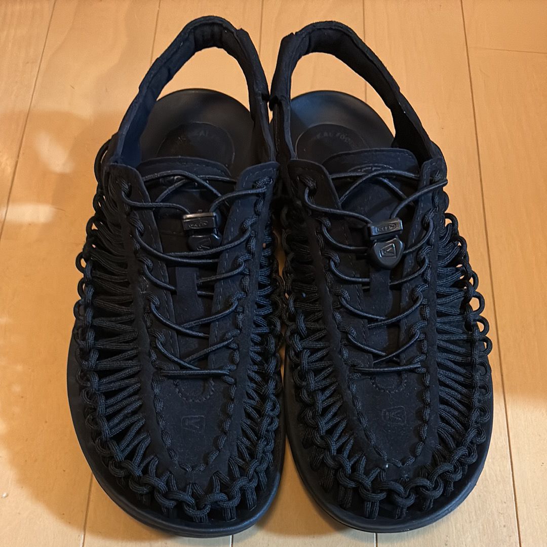 KEEN Uneek "Black/Black" 1014097