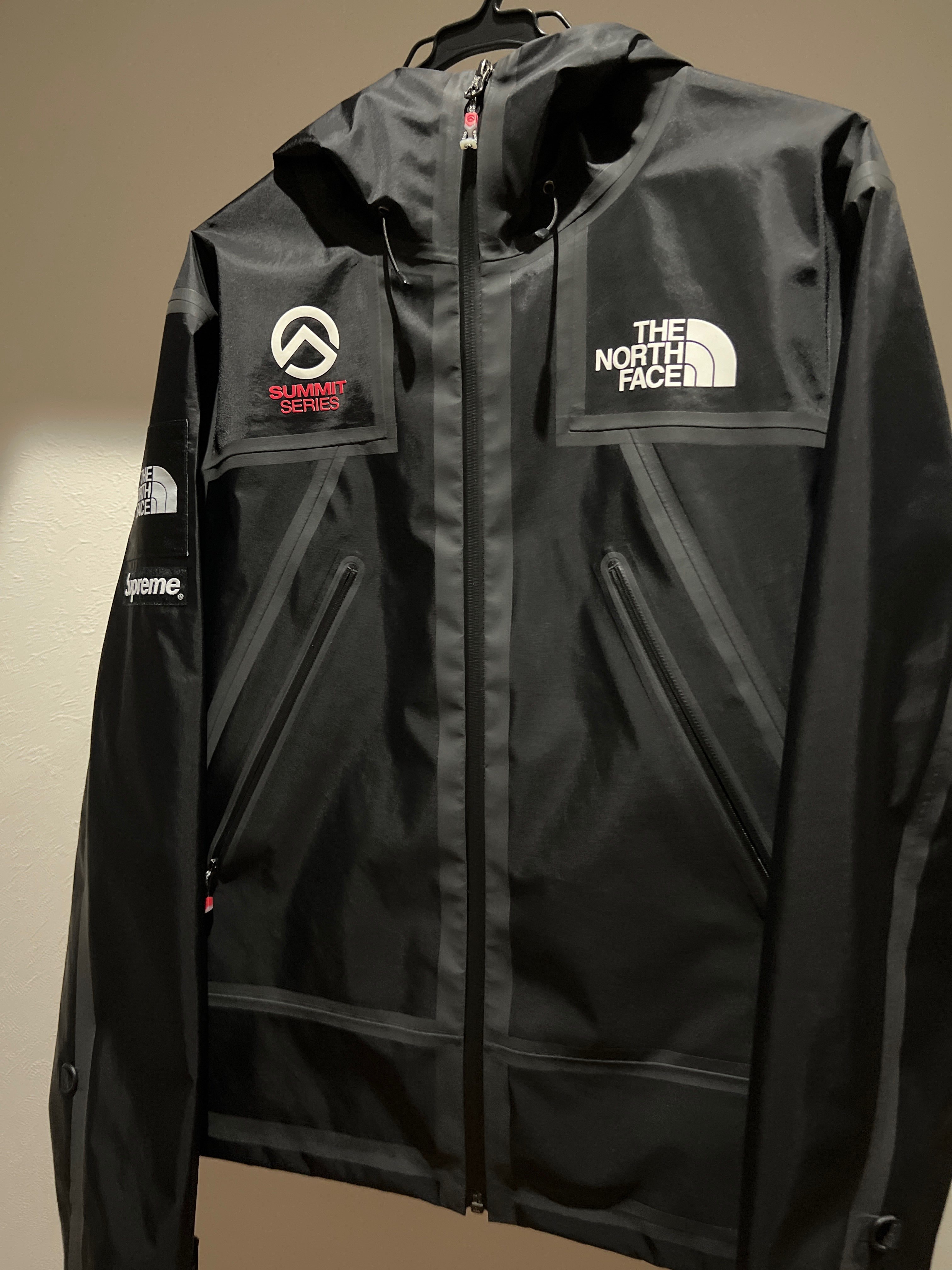Supreme x The North Face Summit Series Outer Tape Seam Shell Jacket "Black"