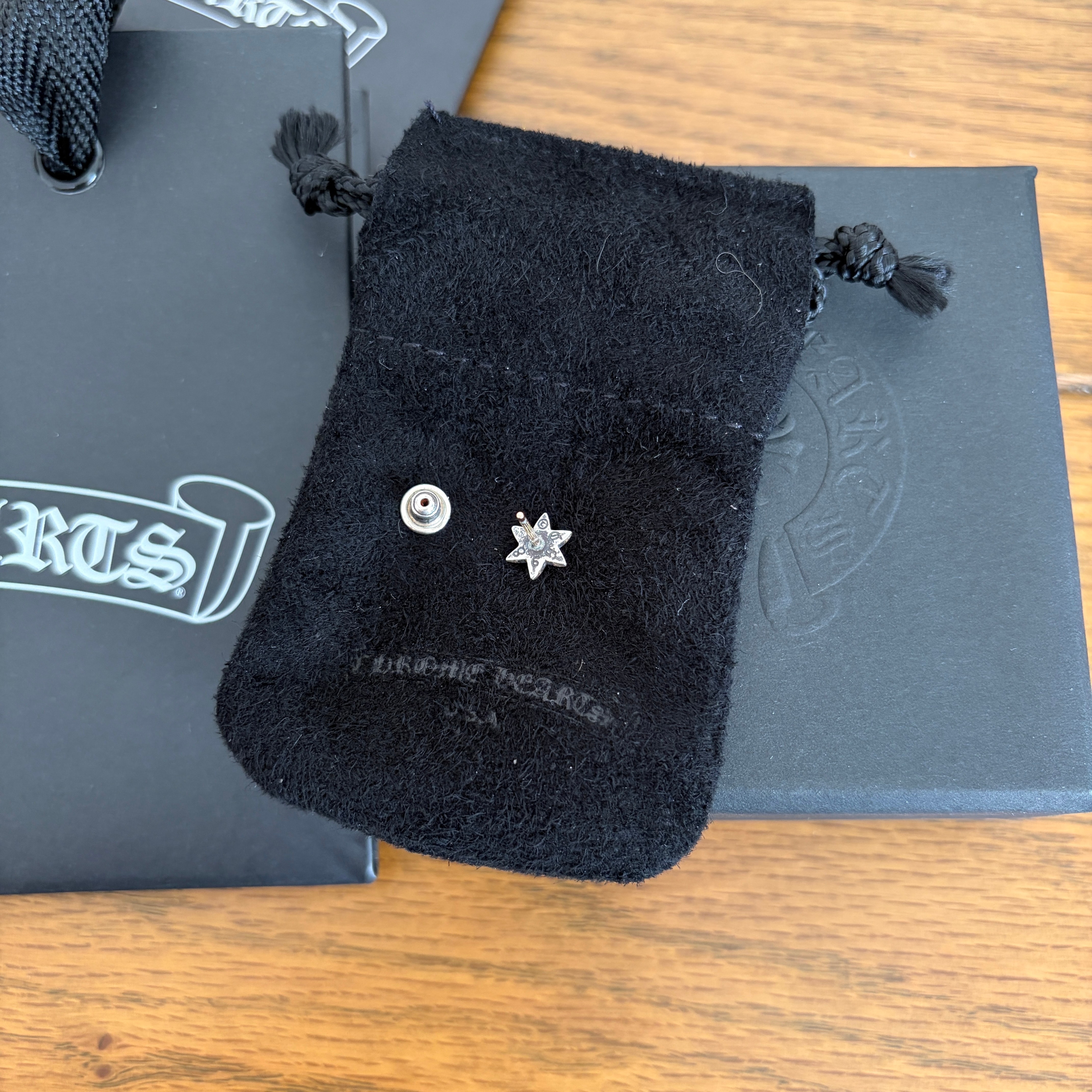 Chrome Hearts Star Stud Earrings "Silver"