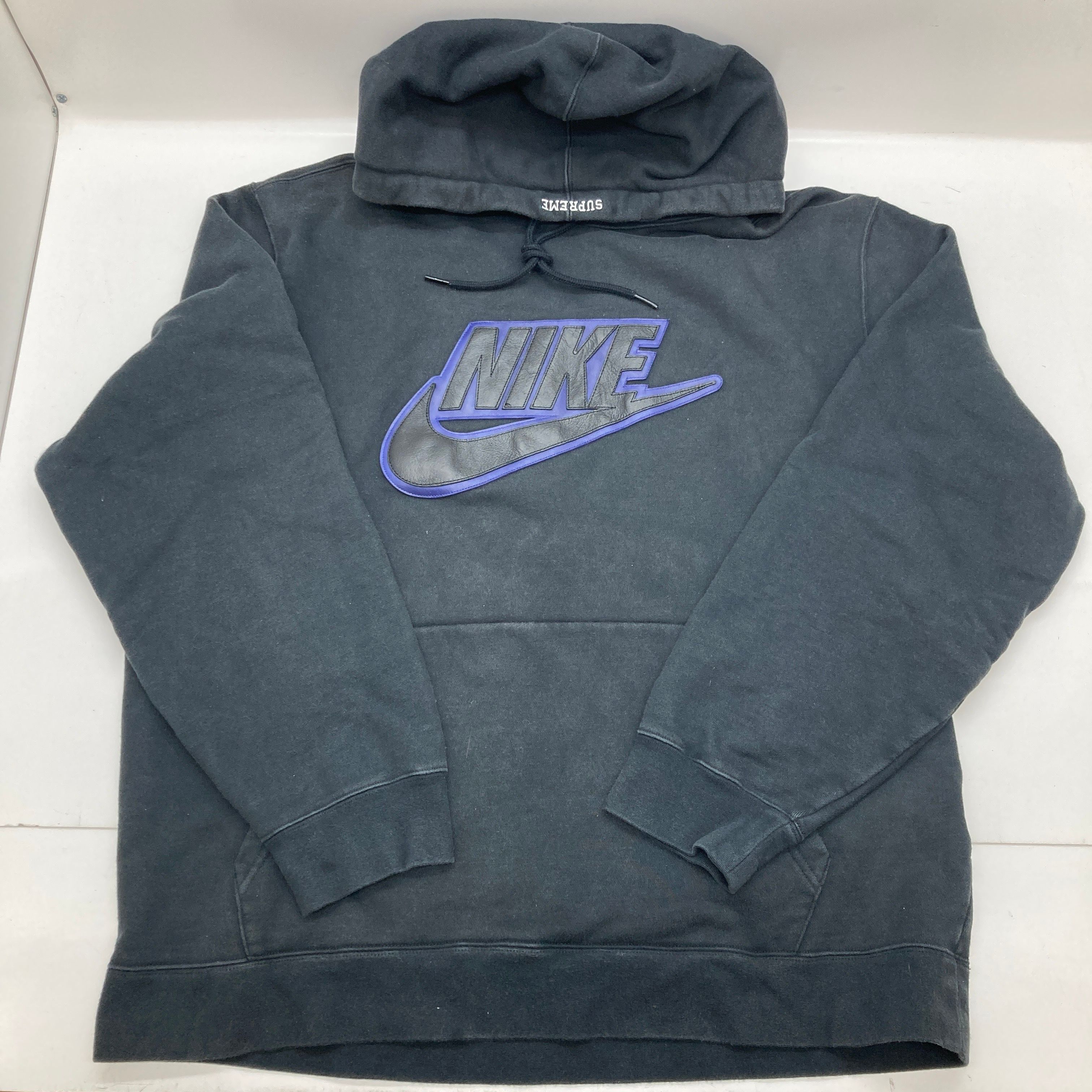 Supreme / Nike® Leather Appliqué Hooded Sweatshirt "Black"