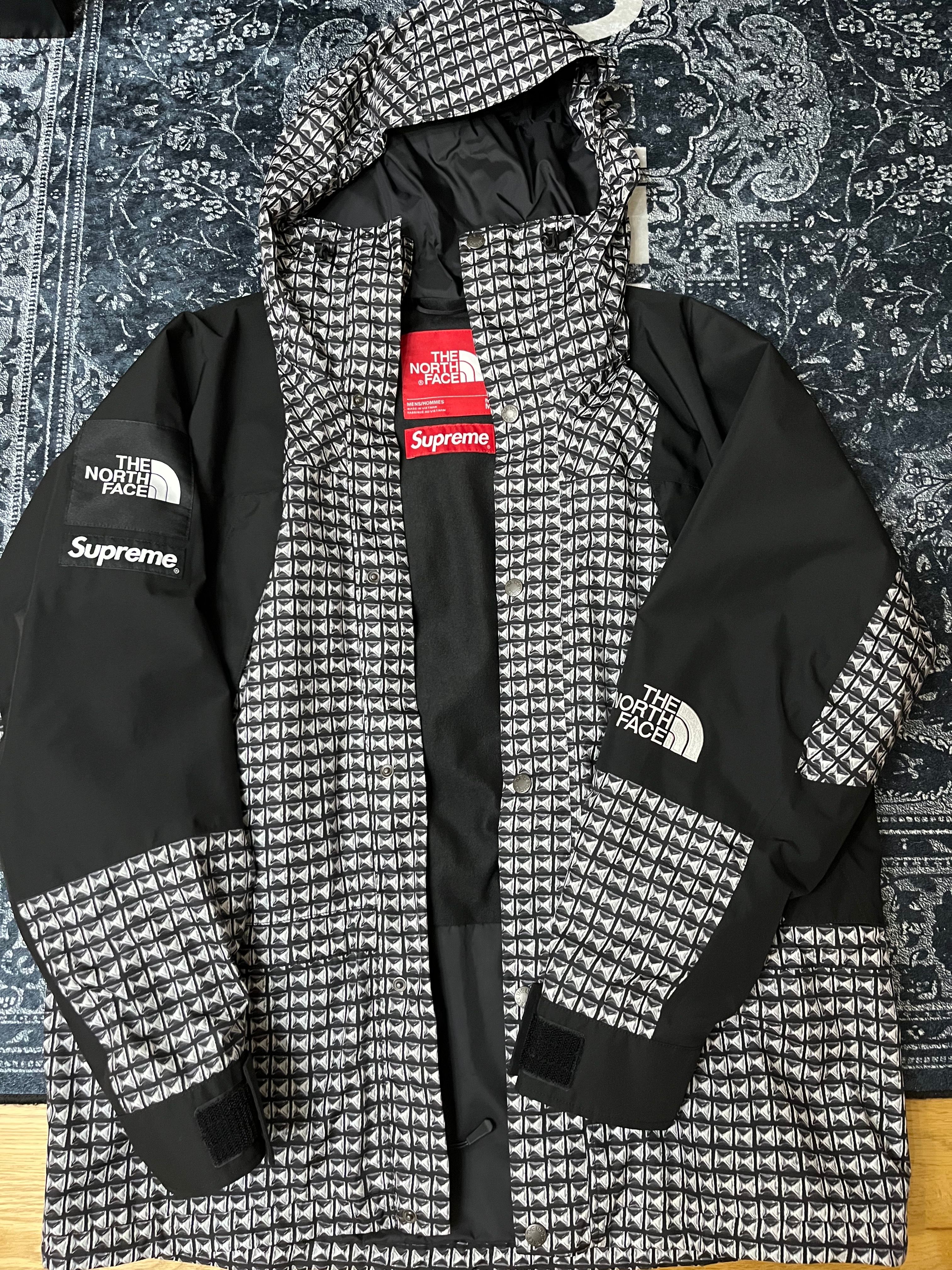 Supreme x The North Face Studded Mountain Light Jacket "Black"
