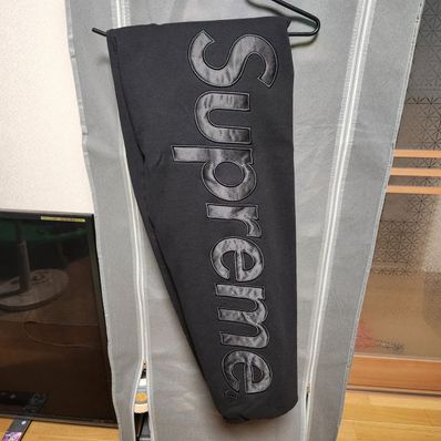 Supreme Satin Applique Sweatpant (23FW) "Black"